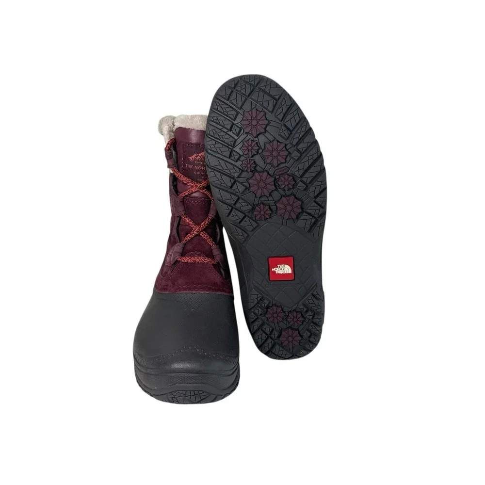 The North Face Shellista II Shorty Boots in a plum/burgundy Women's Size 7No Box